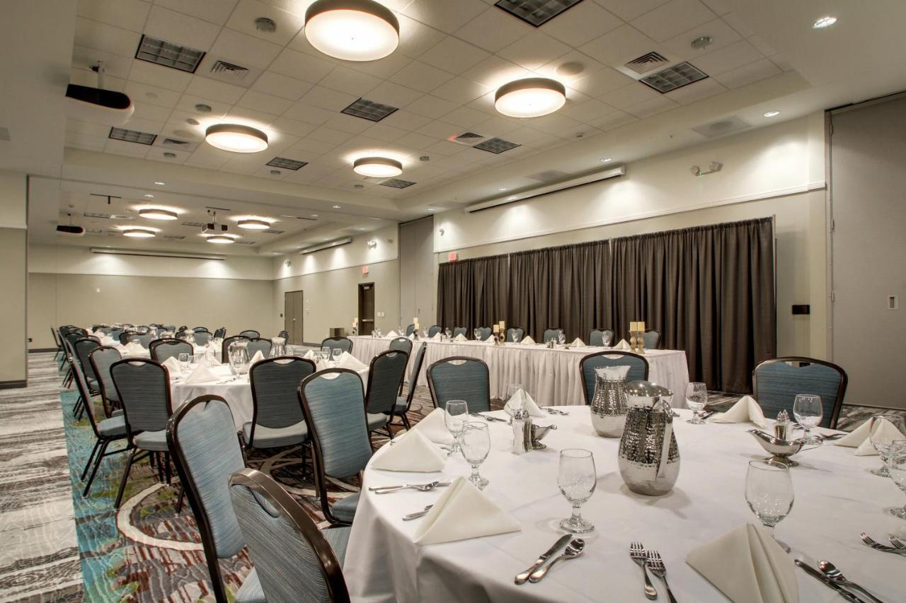 Holiday Inn & Suites Peoria At Grand Prairie By Ihg Exterior foto